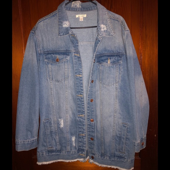 light wash jean jacket with nasa patch 🪐✨ - Picture 1 of 9